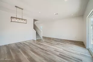 5519 S 11th Ave, Phoenix, AZ 85041 - Photo 7