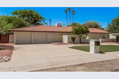 1 W Country Gables, Phoenix, AZ 85023 - Photo 1