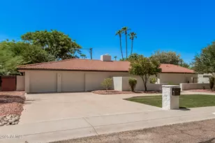 1 W Country Gables, Phoenix, AZ 85023 - Photo 1