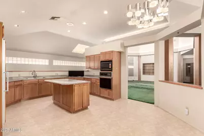 11132 W Kolina Lane, Sun City, AZ 85351 - Photo 19