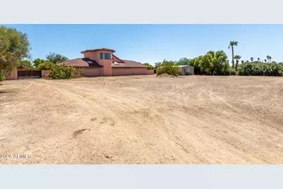 11132 W Kolina Lane, Sun City, AZ 85351 - Photo 39