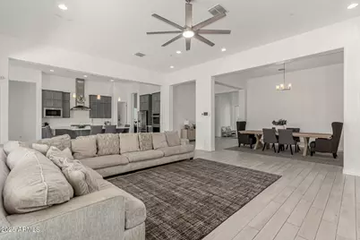 3816 W White Feather Lane, Phoenix, AZ 85083 - Photo 9