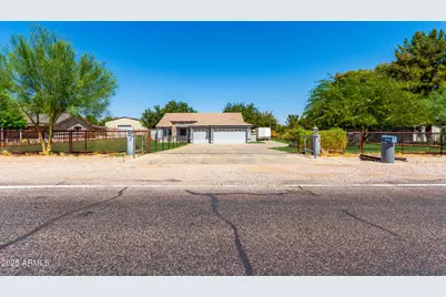 7517 N Perryville Road, Waddell, AZ 85355 - Photo 1