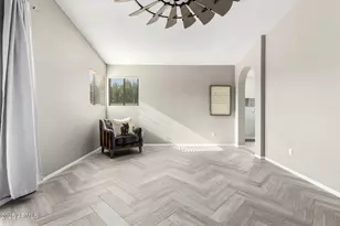 10468 E Mission Ln, Scottsdale, AZ 85258 - Photo 17