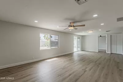 4025 E Surrey Avenue, Phoenix, AZ 85032 - Photo 11