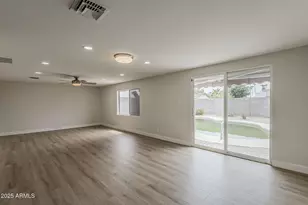 4025 E Surrey Ave, Phoenix, AZ 85032 - Photo 9