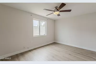 4025 E Surrey Avenue, Phoenix, AZ 85032 - Photo 19