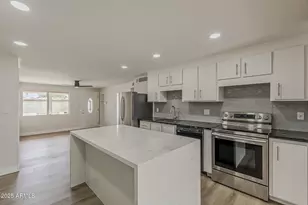 4025 E Surrey Ave, Phoenix, AZ 85032 - Photo 7