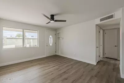 4025 E Surrey Avenue, Phoenix, AZ 85032 - Photo 3