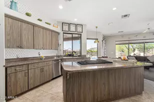 6645 E Redmont Dr, Mesa, AZ 85215 - Photo 7