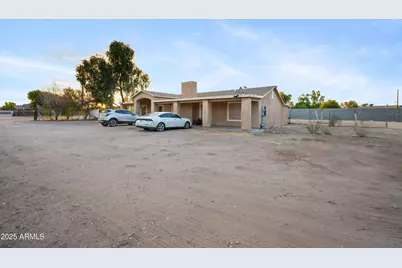 2311 N 107th Avenue, Avondale, AZ 85392 - Photo 31