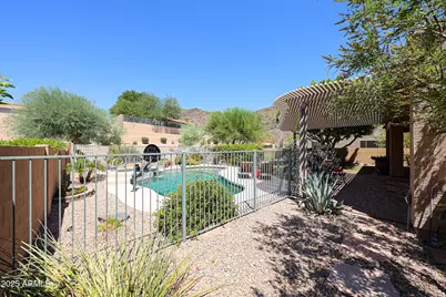 26412 N 41st Lane, Phoenix, AZ 85083 - Photo 29