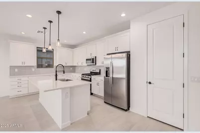 5454 W Manzanita Drive, Glendale, AZ 85302 - Photo 3