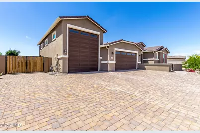 22386 N Daniel Drive, Maricopa, AZ 85138 - Photo 3