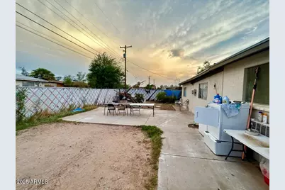 4715 N 51st Avenue, Phoenix, AZ 85031 - Photo 17