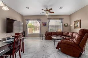 277 W Oxford Ln, Gilbert, AZ 85233 - Photo 7