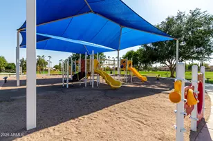 277 W Oxford Ln, Gilbert, AZ 85233 - Photo 33