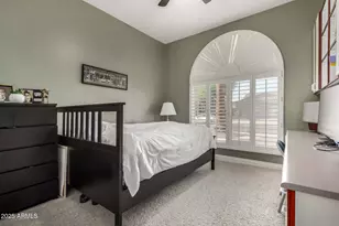 277 W Oxford Ln, Gilbert, AZ 85233 - Photo 19