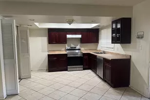 6765 N 44th Ave, Glendale, AZ 85301 - Photo 5