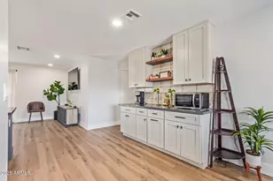 2040 W Hazelwood St, Phoenix, AZ 85015 - Photo 7