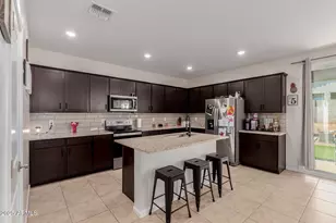 17486 W Via De Luna Dr, Surprise, AZ 85387 - Photo 9