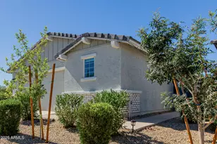 17486 W Via De Luna Dr, Surprise, AZ 85387 - Photo 3