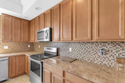 7028 S 58th Avenue, Laveen, AZ 85339 - Photo 15