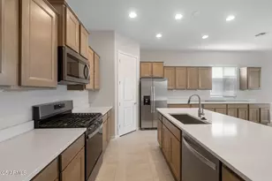 21294 E Cattle Dr, Queen Creek, AZ 85142 - Photo 9