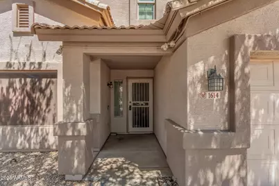 1614 E Vernoa Street, San Tan Valley, AZ 85140 - Photo 7