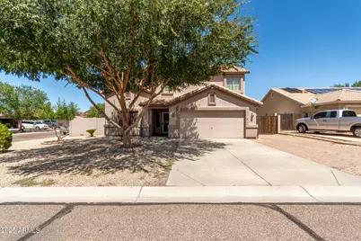 1614 E Vernoa Street, San Tan Valley, AZ 85140 - Photo 1