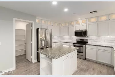 1614 E Vernoa Street, San Tan Valley, AZ 85140 - Photo 9