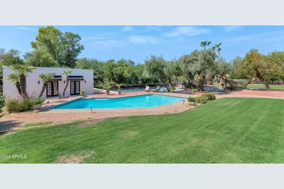 8712 N 68th Street, Paradise Valley, AZ 85253 - Photo 23