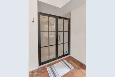 8712 N 68th Street, Paradise Valley, AZ 85253 - Photo 17