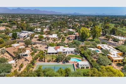 8712 N 68th Street, Paradise Valley, AZ 85253 - Photo 31