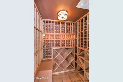 8712 N 68th Street, Paradise Valley, AZ 85253 - Photo 11