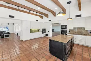 8712 N 68th St, Paradise Valley, AZ 85253 - Photo 7