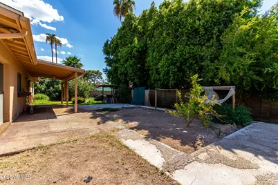 8618 N 43rd Drive, Glendale, AZ 85302 - Photo 31