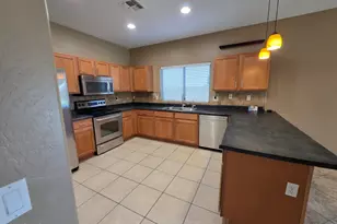 45085 W Windrose Dr, Maricopa, AZ 85139 - Photo 11