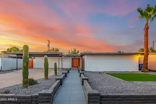 1048 E 2nd Pl, Mesa, AZ 85203 - Photo 1