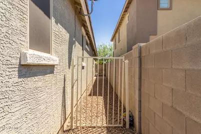 22508 E Lawndale Place, Queen Creek, AZ 85142 - Photo 37