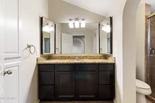 3201 N 38th St, Phoenix, AZ 85018 - Photo 5