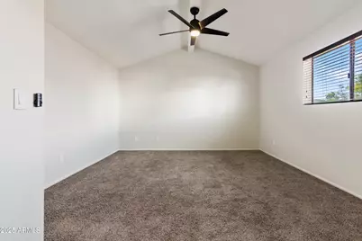 3201 N 38th Street #2, Phoenix, AZ 85018 - Photo 3