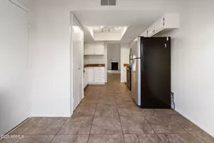 3201 N 38th St, Phoenix, AZ 85018 - Photo 19