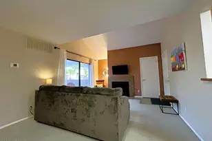 10055 E Mountainview Lake Dr, Scottsdale, AZ 85258 - Photo 11