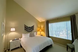 10055 E Mountainview Lake Dr, Scottsdale, AZ 85258 - Photo 3