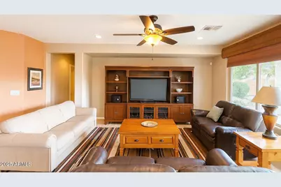 20311 N 271st Avenue, Buckeye, AZ 85396 - Photo 3