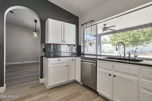 7126 W Columbine Dr, Peoria, AZ 85381 - Photo 11