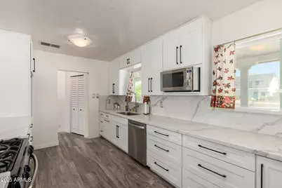 3101 E Campbell Avenue, Phoenix, AZ 85016 - Photo 5