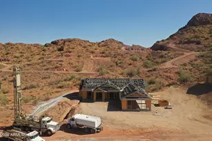 1635 W Arrowhead Ln, San Tan Valley, AZ 85144 - Photo 1