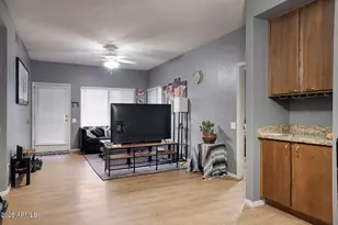 2035 S Elm St, Tempe, AZ 85282 - Photo 7